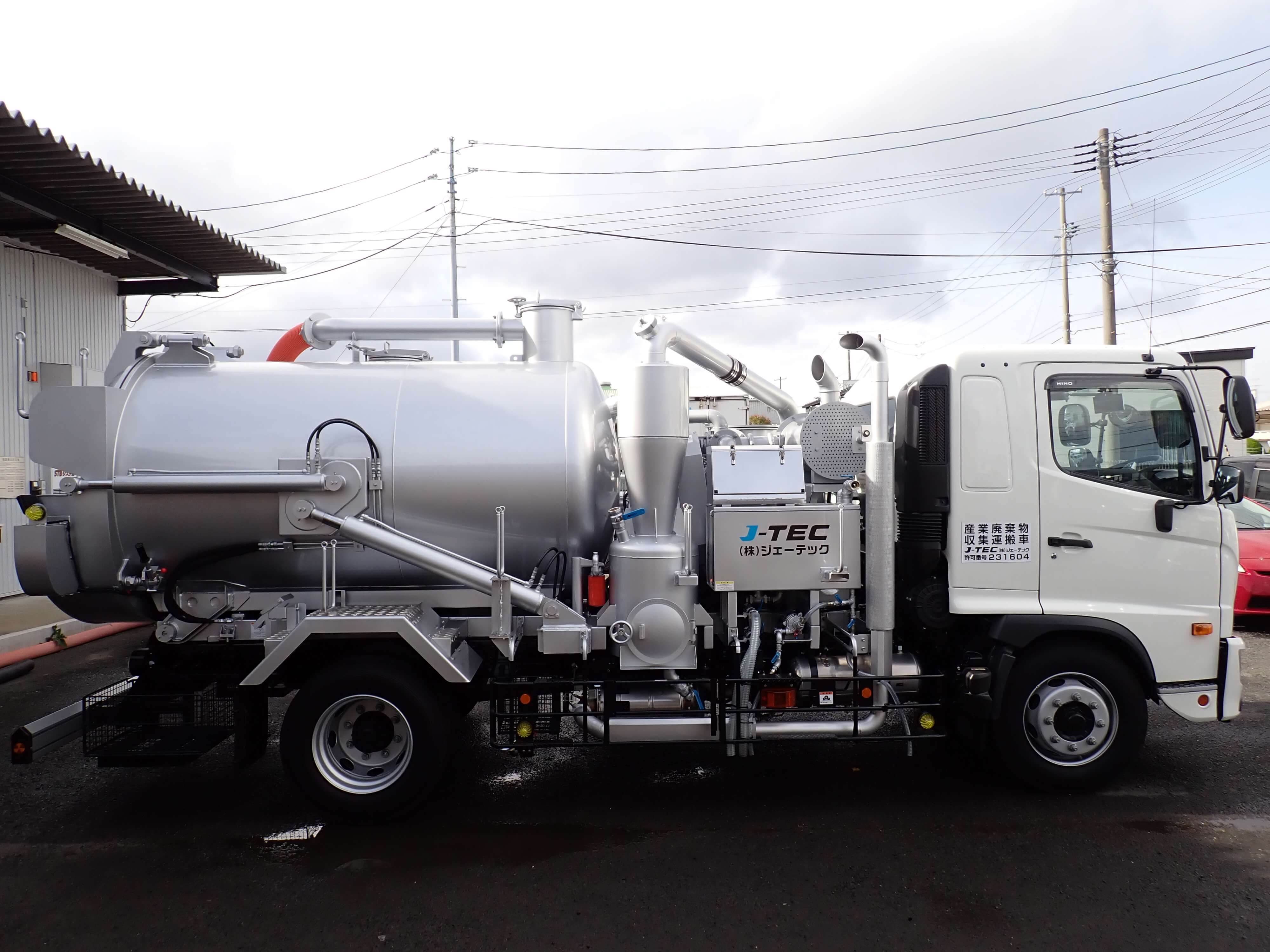 兼松製　強力吸引車A